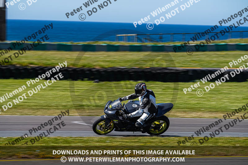 anglesey no limits trackday;anglesey photographs;anglesey trackday photographs;enduro digital images;event digital images;eventdigitalimages;no limits trackdays;peter wileman photography;racing digital images;trac mon;trackday digital images;trackday photos;ty croes